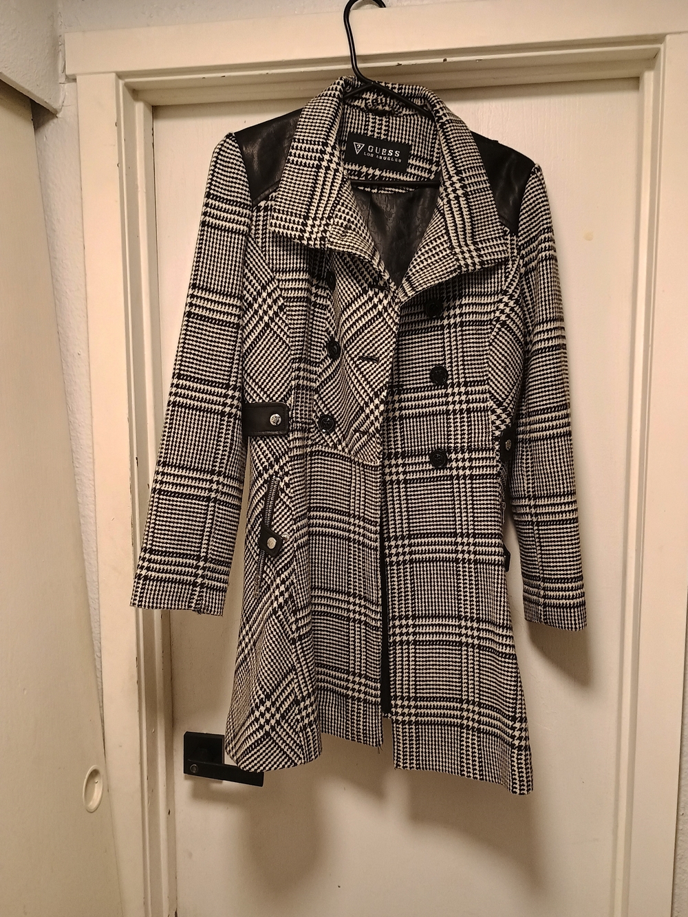 GUESS Women's Black & White Plaid Double-Breasted Trench Coat